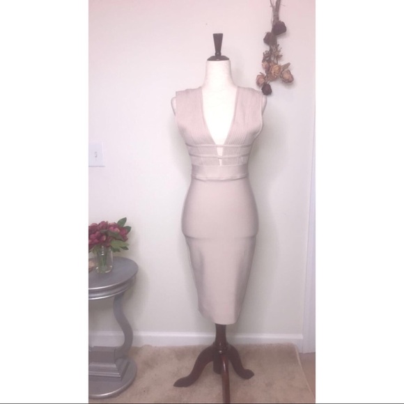 SOLD!!! Herve Léger x Max Azria sz Small bandage bodycon dress - Picture 3 of 11